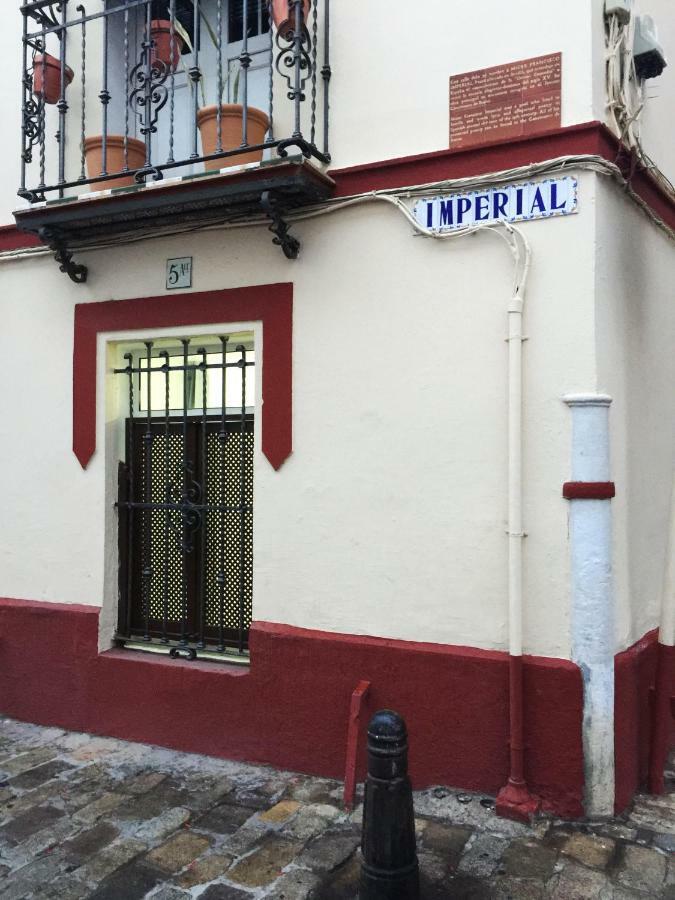 Imperial - Parking Gratis Apartman Sevilla Kültér fotó